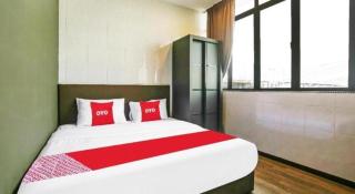 OYO 90474 Skycity Motel - 1