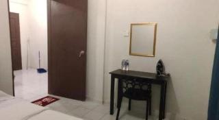 OYO HOME 90691 A4 Homestay - 1