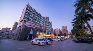 Xicheng Administrative Apartment (Shenzhen North Station Longhua Yifangcheng Branch) - 1