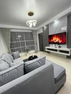 Classy elegant apartment with swimming pool ,fully equipped gym ,child play area and close proximity to shopping malls and great breathtaking views - 4