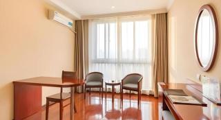 GreenTree Inn Xuzhou High Speed Railway Zhangqian Square Business Hotel - 3