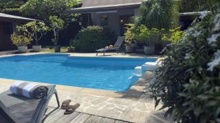 Séjour tropical à Paea - bungalow tout confort avec piscine, climatisation - 0