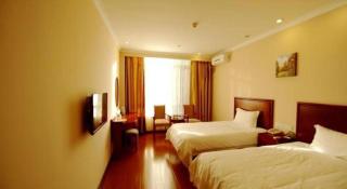 GreenTree Inn Qinhuangdao Peace Avenue Express Hotel - 1