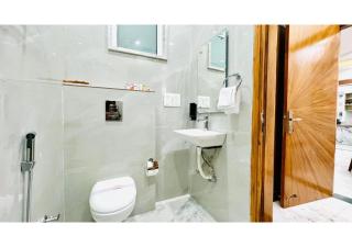BluO Modern 2BHK - Central Delhi - 1