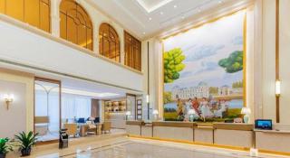 Vienna Hotel 5.0 Qingyuan City Plaza Lianjiang Road - 9