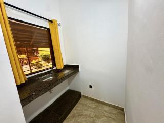 Hôtel Hidden Trésor à Assouindé - 3