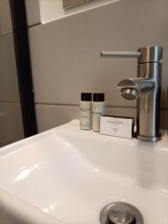 Blaq & Royal Luxury Self-Catering - 5