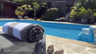 Séjour tropical à Paea - bungalow tout confort avec piscine, climatisation - 2