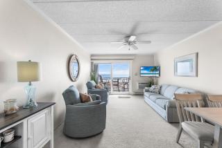 Barefoot Country 202 - 3