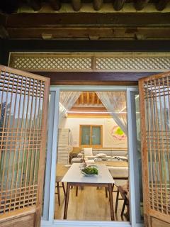 Hanok Yeonggot House Muan - 6