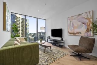 Skyline & Sea Luxe Heated Pool Gym Sauna Steam - 1