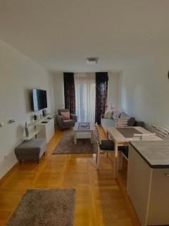 Max Apartman - 6