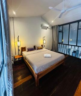 1930 Loft Kampot - 1