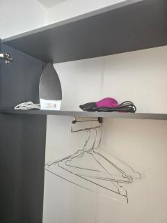 Central Studio, Romană - 1