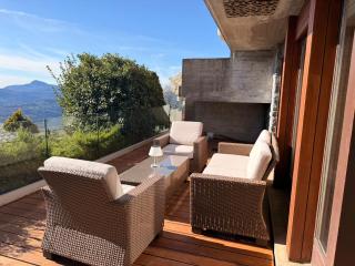 FAMlLY APARTMENT WITH PRIVATE OUTDOOR POOL - 7