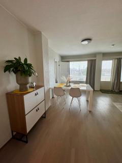 Spacious 3 Bedroom Apartment - 1