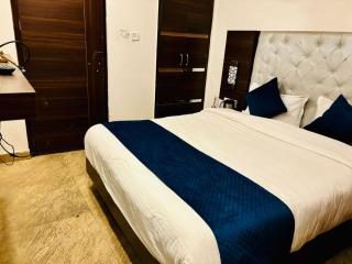 Ganga BnB Near The Mall Simla - 2