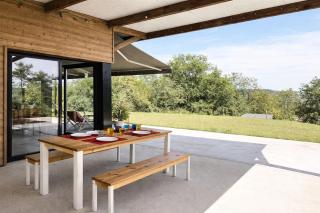 Maison contemporaine en bois avec piscine - 8