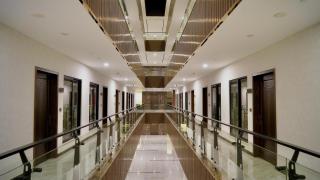 1 Bed Luxury Apartment With All Amenities - 3