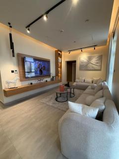 Luxury Apartment 2 Bedrooms - 7