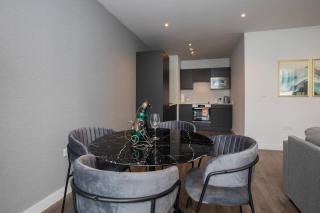 Luxury Greengage Condo With A Terrace - Gym - Parking - 5