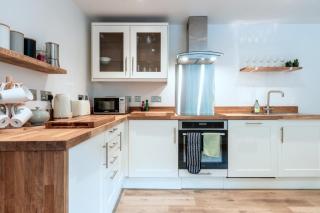Finest Retreats - Alpine Cottage - 2