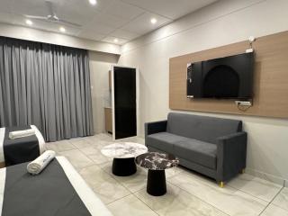 Hotel The Merc Near Chandigarh University Kharar Mohali - 5