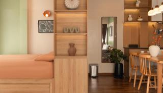 Balcony Studio in D1 - Central & Stylish - 5 Pax - 1