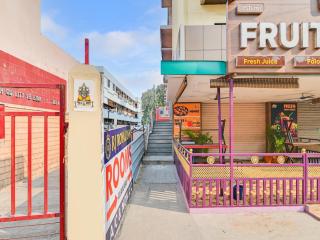 Townhouse Vellore Fort Formerly RJ Royal Inn - 1