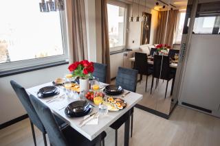 Long Gardens Panorama Old Town Premium Suite - 9