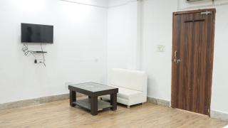 Hotel The Prishu Villa - 4