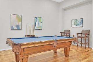 Dwntn~Near Sports Arena~Dogs OK~Gym~Sleeps 4 - 7