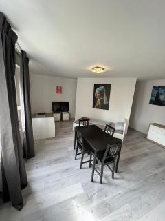 Wannsee-1 Zimmer, Küche, Bad, Terrasse, 200m zum See - 0