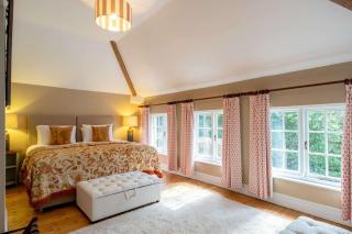 The Coach House - 7
