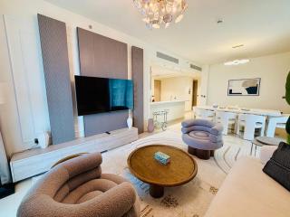 Ultra Luxury 2BR with Beachfront Living in Bay Tower 2 - 2