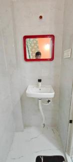 Ahobilam Narashimha Mahith Kesari Nandhan Ac Room's and home stay - 5