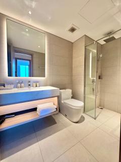 Alacarte Ha Long Bay - 2 Bedroom Sea View Apartment - 1