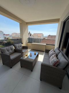 Penthouse Castel - 4