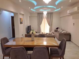 Elegant flat at Hayati residence - 3
