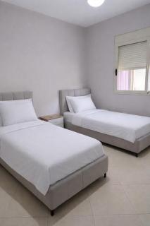 Two Bedroom Apartment for up to 6 guests - 6