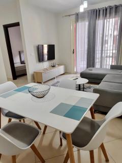 Two Bedroom Apartment for up to 6 guests - 0