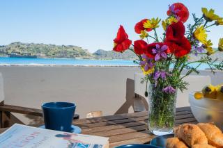 Plaka on the Water - 2 Apts for Families - 8