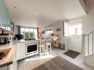 Spinney's Boathouse by The Suffolk Cottage Collection - 7