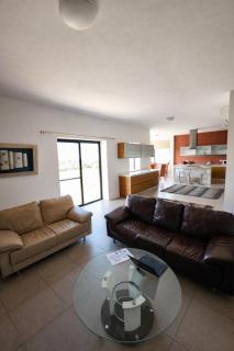 Spacious Swieqi Apartment for Families Groups Close to Paceville and St Julians - 6