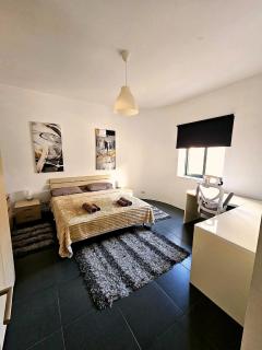 Spacious Swieqi Apartment for Families Groups Close to Paceville and St Julians - 2