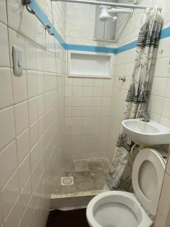 Quarto com cozinha e banheiro privado 130m da praia 5 - 1