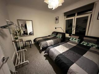 New quite and comfy home Glasgow - 2