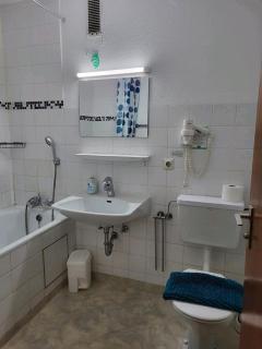 Hotel Bären - 25 Zimmer, 45 Betten - Böblingen & Sindelfingen - Wildberg - 1