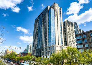 a云颂LOFT轻奢民宿8人房天安门故宫地铁工体三里屯店 - 0