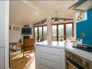 Astbury Falls Luxury Retreats - 1